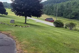 2997 Phillips Gap Rd, West Jefferson, NC 28694 - Photo 5