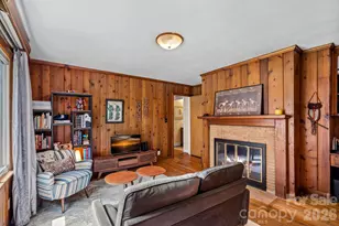 1600 Woodberry Rd, Charlotte, NC 28212 - Photo 9