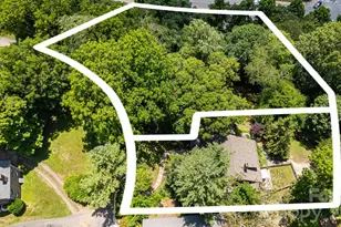 25 B Saint Dunstans Circle, Asheville, NC 28803 - Photo 3