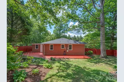 917 W Blue Ridge Road, East Flat Rock, NC 28726 - Photo 29