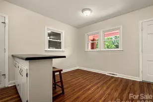 917 W Blue Ridge Rd, East Flat Rock, NC 28726 - Photo 11