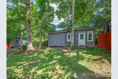 917 W Blue Ridge Road, East Flat Rock, NC 28726 - Photo 33