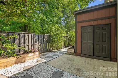 6100 Honeysuckle Lane, Charlotte, NC 28212 - Photo 33
