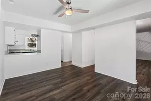 6100 Honeysuckle Ln, Charlotte, NC 28212 - Photo 11