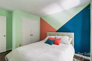 6100 Honeysuckle Ln, Charlotte, NC 28212 - Photo 27