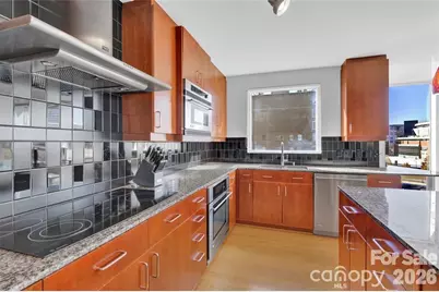 505 E 6th Street #701, Charlotte, NC 28202 - Photo 9