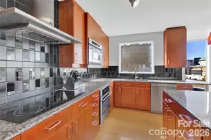 505 E 6th St, Charlotte, NC 28202 - Photo 9