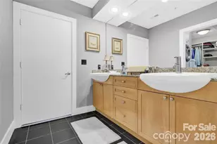 505 E 6th St, Charlotte, NC 28202 - Photo 23