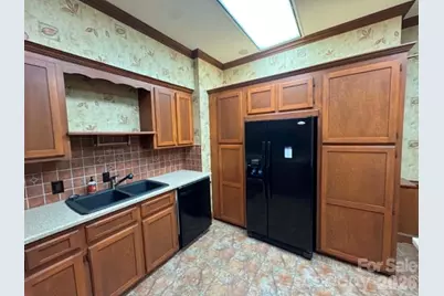 656 N Bridge Street, Elkin, NC 28621 - Photo 37