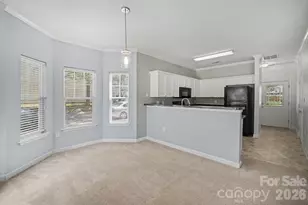 5604 Santeelah Ct, Charlotte, NC 28217 - Photo 5