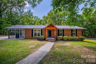 139 E Forest Dr, Union, SC 29379 - Photo 1