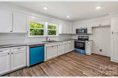 139 E Forest Drive, Union, SC 29379 - Photo 13