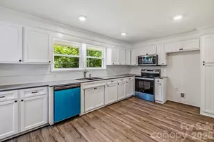 139 E Forest Dr, Union, SC 29379 - Photo 13