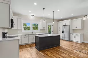 2456 Saratoga Run, Morganton, NC 28655 - Photo 5