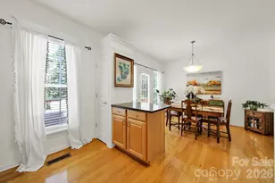 3030 Castleberry Ct, Charlotte, NC 28209 - Photo 11
