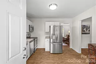 3443 Airlie St, Charlotte, NC 28205 - Photo 11