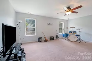 11932 Fox Glen Rd, Charlotte, NC 28269 - Photo 15