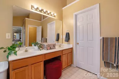 11932 Fox Glen Road, Charlotte, NC 28269 - Photo 21