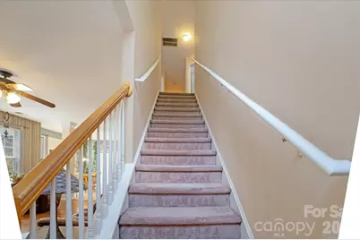 11932 Fox Glen Road, Charlotte, NC 28269 - Photo 13