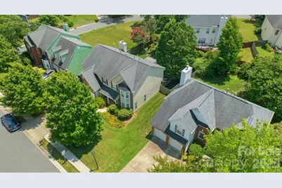 11932 Fox Glen Road, Charlotte, NC 28269 - Photo 3