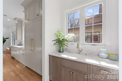 154 N Canterbury Road, Charlotte, NC 28211 - Photo 23