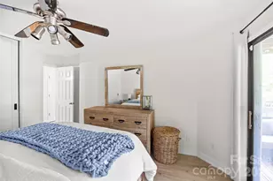 433 W 8th St, Charlotte, NC 28202 - Photo 21