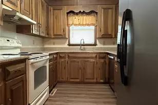 3858 Dover St, Claremont, NC 28610 - Photo 3