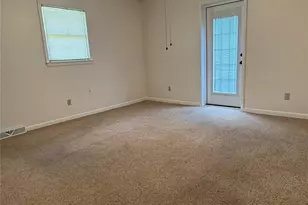 3858 Dover St, Claremont, NC 28610 - Photo 11