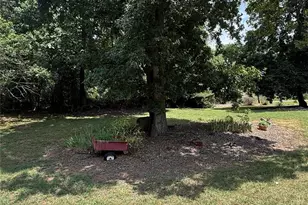3858 Dover St, Claremont, NC 28610 - Photo 25
