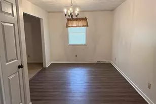 3858 Dover St, Claremont, NC 28610 - Photo 7