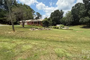 3858 Dover St, Claremont, NC 28610 - Photo 27
