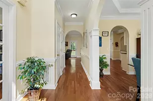 4858 Elmhurst Dr NE, Hickory, NC 28601 - Photo 3