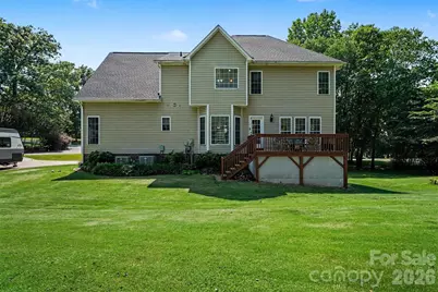 4858 Elmhurst Drive NE, Hickory, NC 28601 - Photo 25