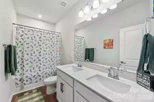 5858 Strathmore Ct, Charlotte, NC 28215 - Photo 23
