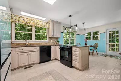 909 Woodland Forest Drive, Waxhaw, NC 28173 - Photo 11