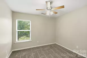 9237 Seamill Rd, Charlotte, NC 28278 - Photo 17