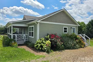 111 Bluebird Mdws Ct, Alexander, NC 28701 - Photo 3