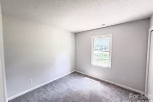 6912 Fieldlark Ln, Charlotte, NC 28227 - Photo 9