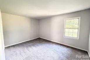 6912 Fieldlark Ln, Charlotte, NC 28227 - Photo 11
