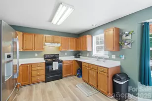 1001 Highland Woods Dr, Kannapolis, NC 28083 - Photo 11