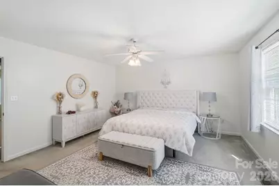 1001 Highland Woods Drive, Kannapolis, NC 28083 - Photo 15