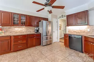1326 Clifflure Ln, Fort Mill, SC 29708 - Photo 13