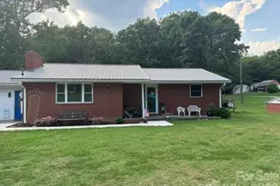 213 E 3rd St, Salisbury, NC 28146 - Photo 1