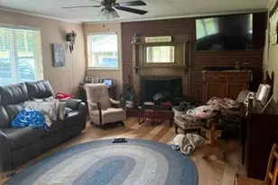 213 E 3rd St, Salisbury, NC 28146 - Photo 3