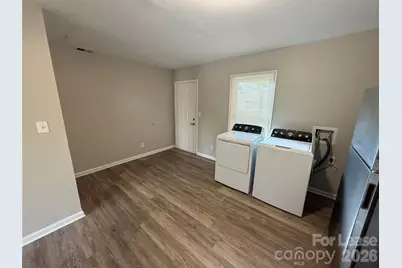 310 W Catawba Avenue #4, Mount Holly, NC 28120 - Photo 3