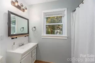 258 Camelot Dr, Clyde, NC 28721 - Photo 21