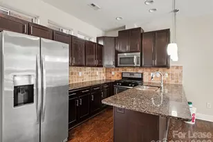 951 Warren Burgess Ln, Charlotte, NC 28205 - Photo 9