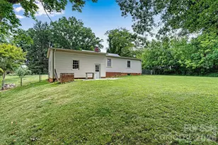 147 13th Ave NW, Hickory, NC 28601 - Photo 37