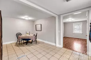 147 13th Ave NW, Hickory, NC 28601 - Photo 23