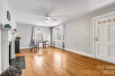 147 13th Avenue NW, Hickory, NC 28601 - Photo 17